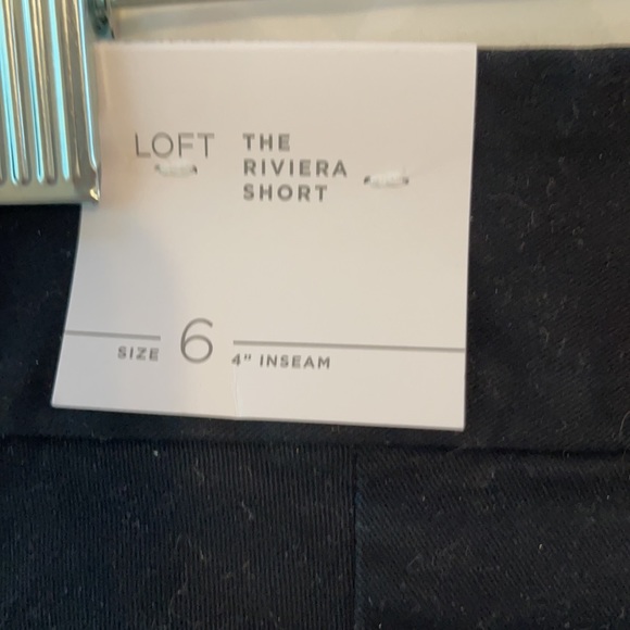 Loft size 6 shorts 4 inch inseam - Picture 3 of 5
